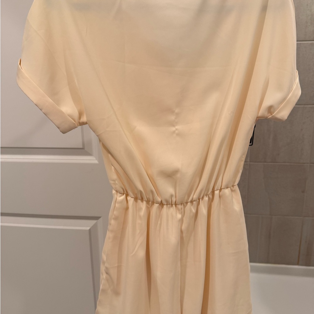 Cream Button-Front Romper - Picture 2 of 2